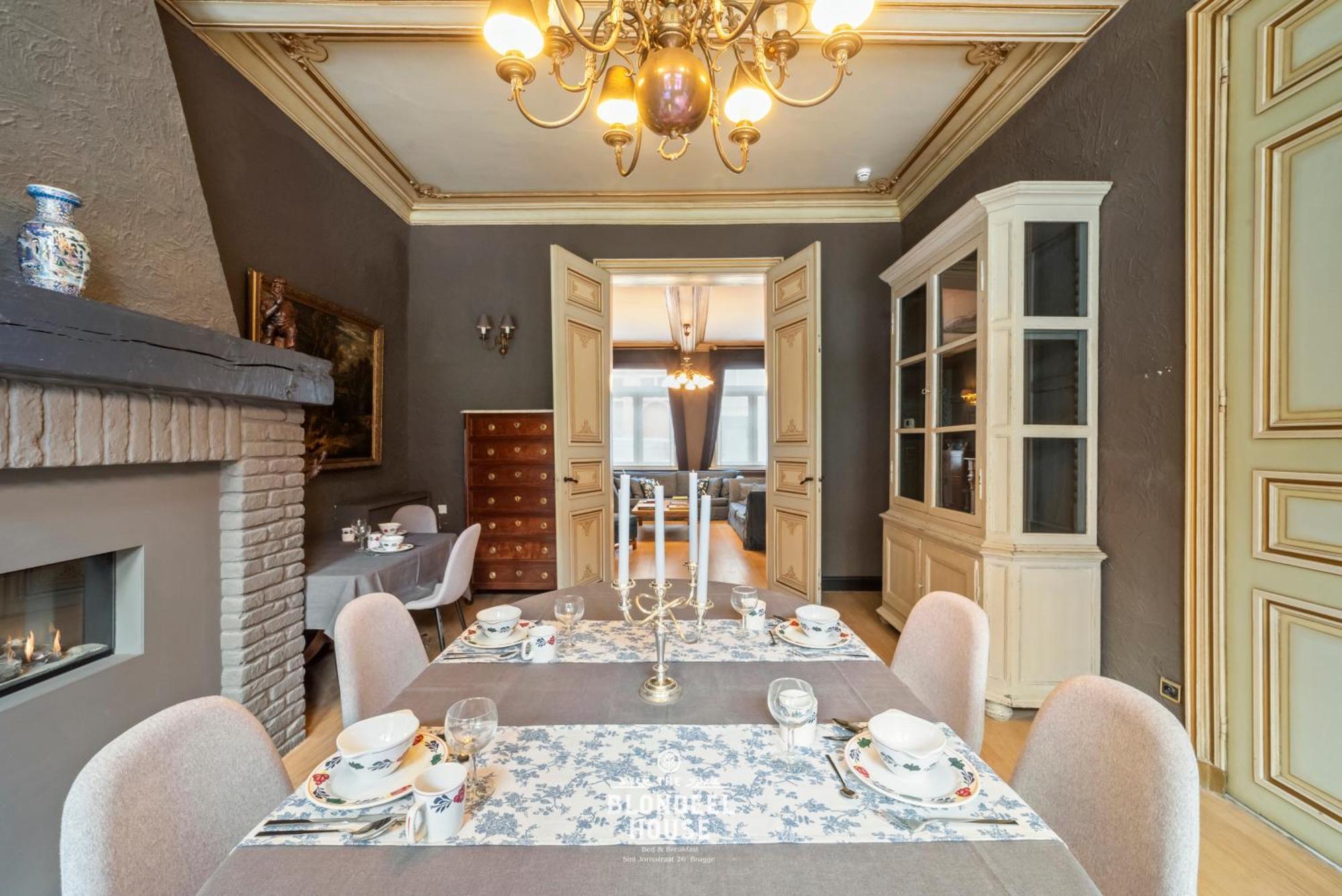 Bed & Breakfast The Blondeel House Brugge Center Kültér fotó